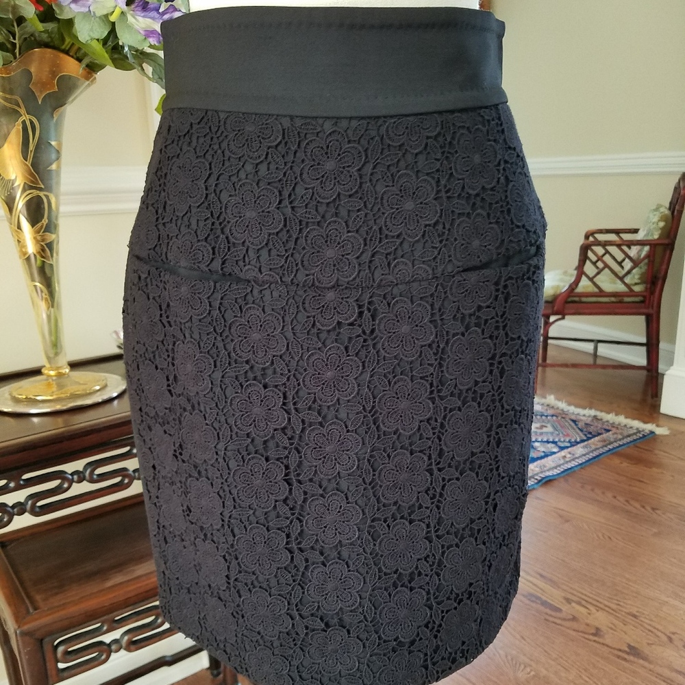 Exquisite 3.1 Phillip Lim Black Lace skirt - Sz 6